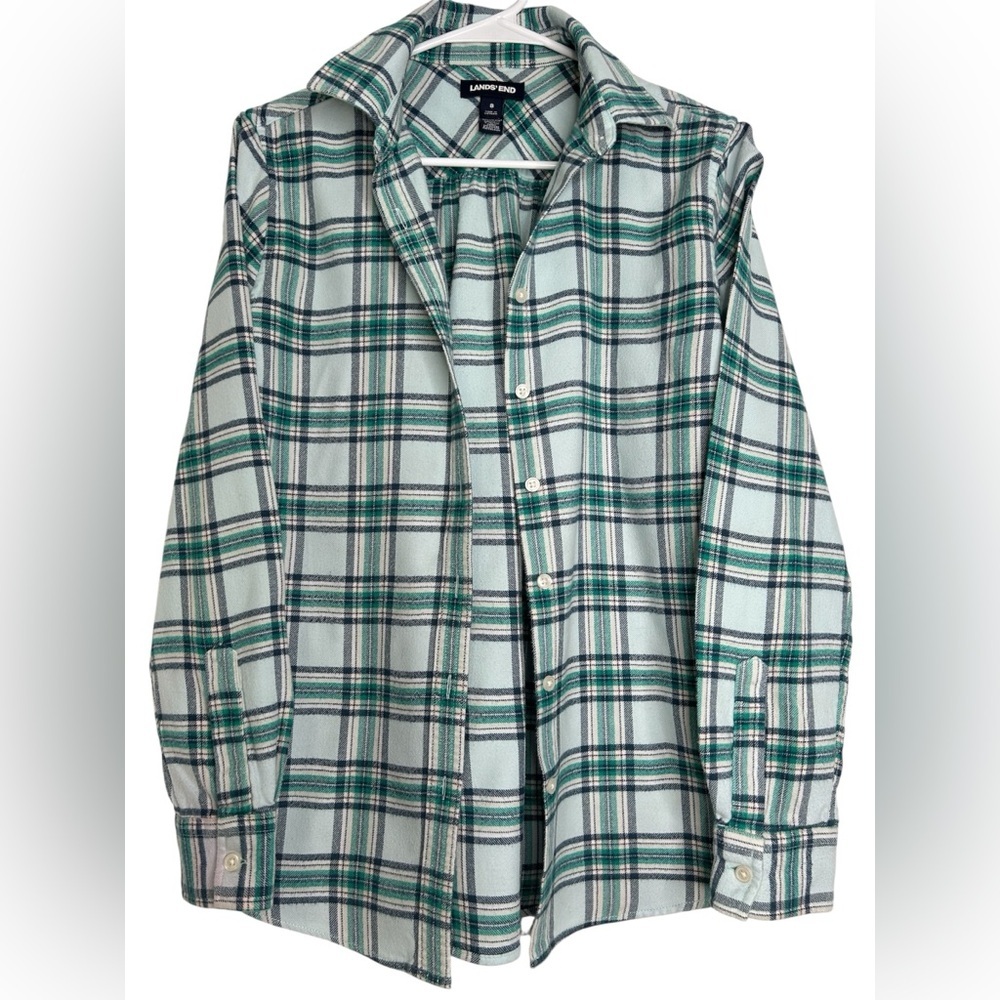 Lands' End Women’s size 8 Blue and Green Plaid Button Down Shirt Cabincore Comfy